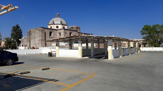 Kuku Ruku Hotel 3*